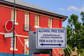 ALCOHOL FREE ZONE sign in front of school