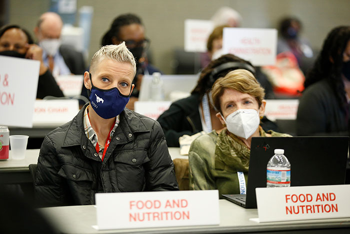 Two members of the Food and Nutrition Section at the Governing Council meeting.